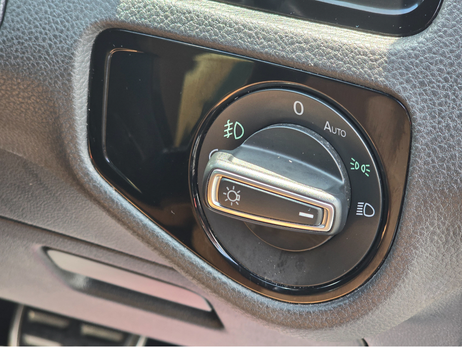 2015 Volkswagen Golf 1.4 TSI LEATHER SPECIAL TAN LEATHER  MILANO EDITION //LEATHER  HEATED SEATS // REVERSE CAMERA €15,450