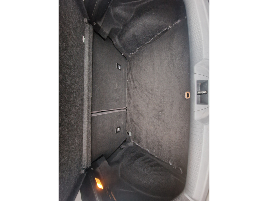 2017 Renault Megane - image 26