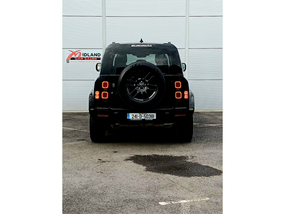 2024 Land Rover Defender - image 18