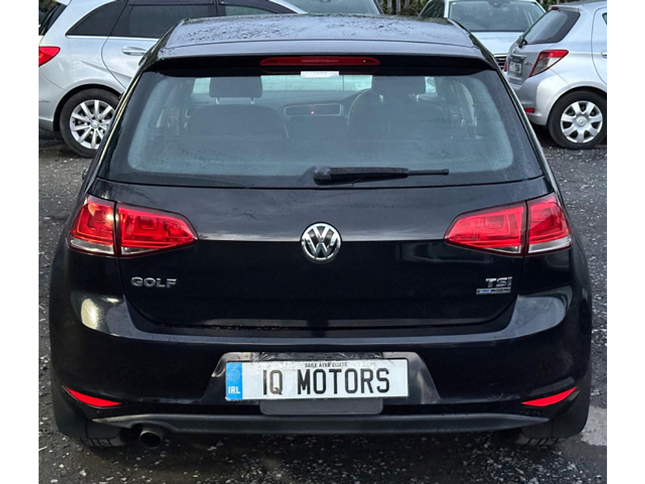 2013 Volkswagen Golf - image 8