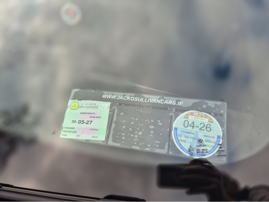 2017 BMW 5 Series - image 14