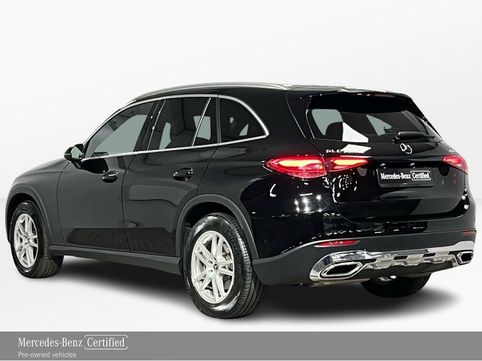 2023 Mercedes-Benz GLC Class - image 4