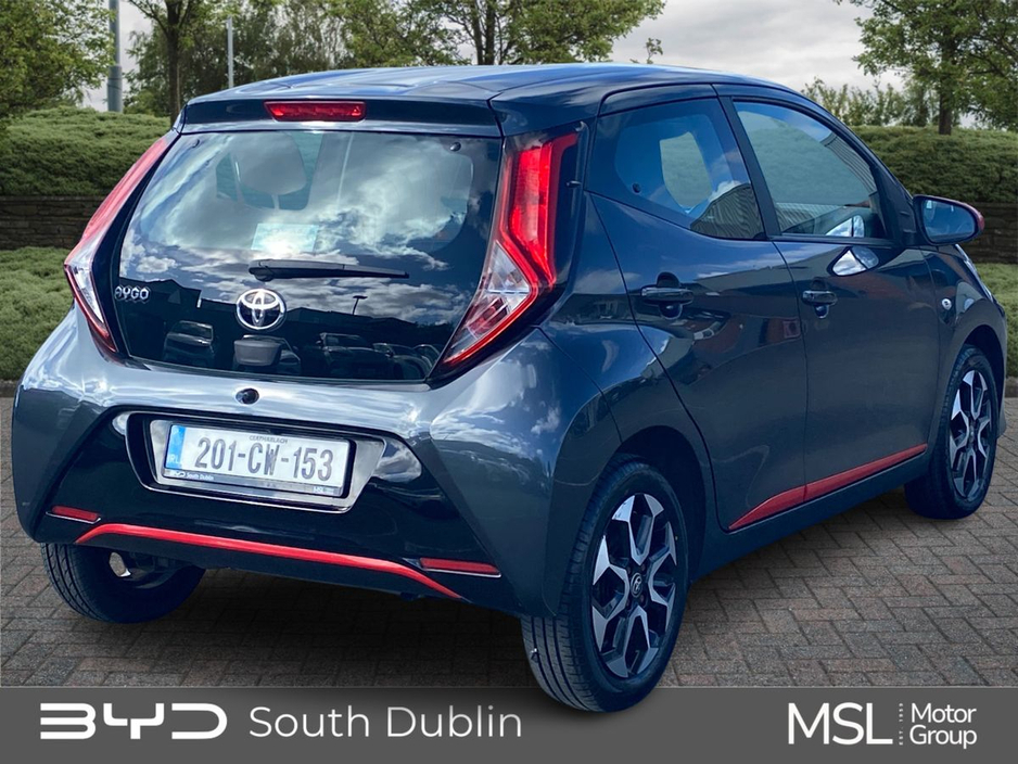 2020 Toyota Aygo - image 3