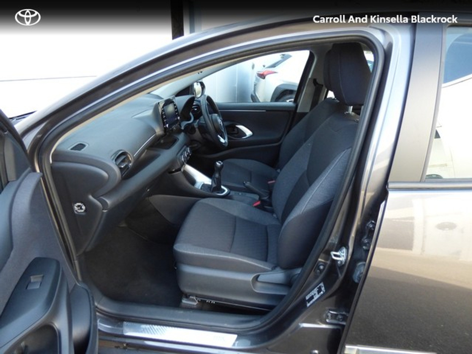2023 Toyota Yaris 1.0 Luna Manual €20,450