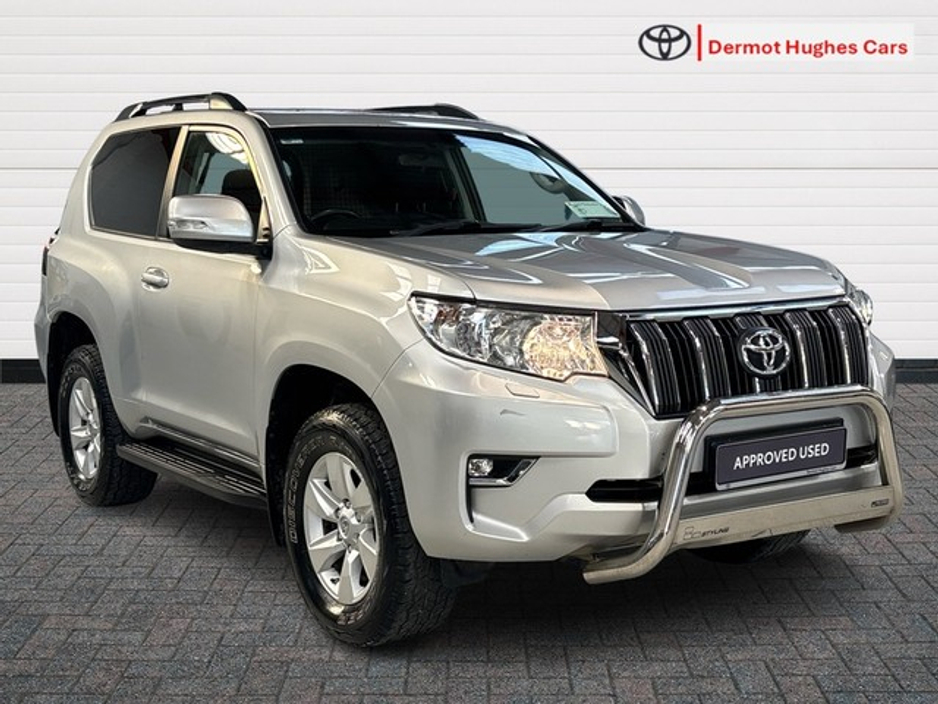 2022 Toyota Landcruiser SWB COMM MANUAL €45,950