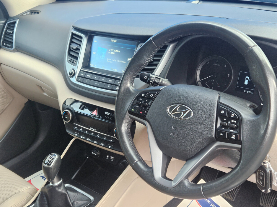 2017 Hyundai Tucson - image 8