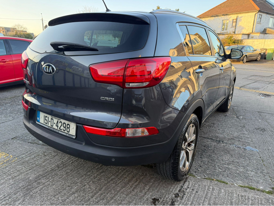 2015 Kia Sportage - image 4