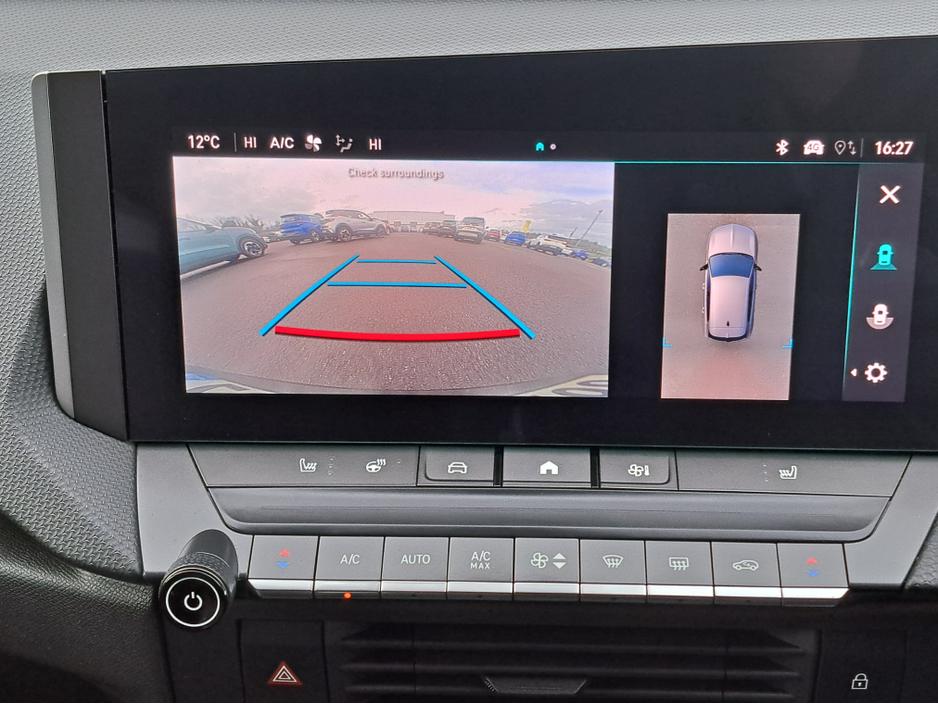 2023 Opel Astra - image 27