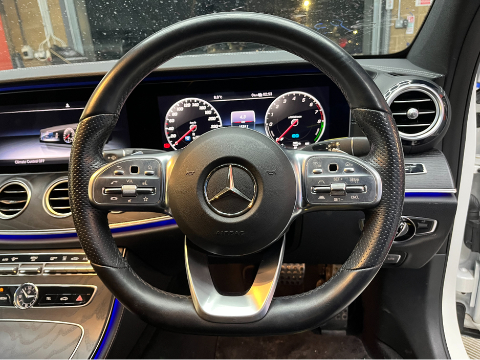 2020 Mercedes-Benz E Class €32950 2020 MERCEDES-BENZ E350 e AV SP 2.0 AUTOMATIC / CRUISE CONTROL / 360° CAMERA / PADDLE SHIFTERS / ELECTRIC MEMORY & HEATED SEATS €32,950