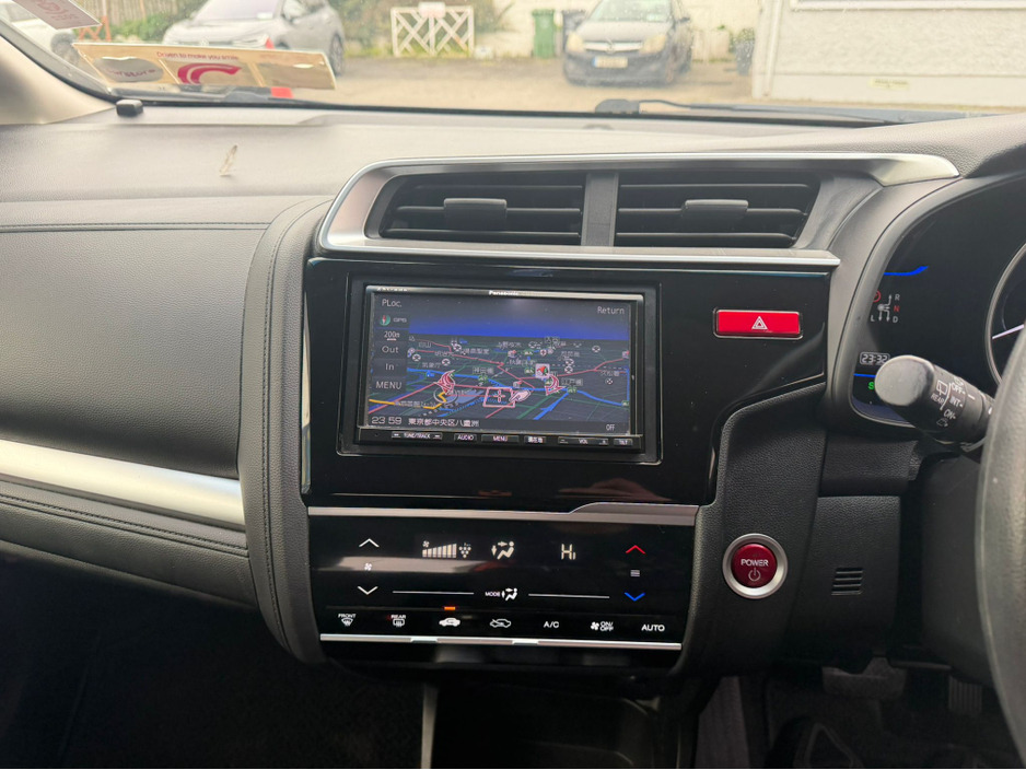 2016 Honda Fit - image 17