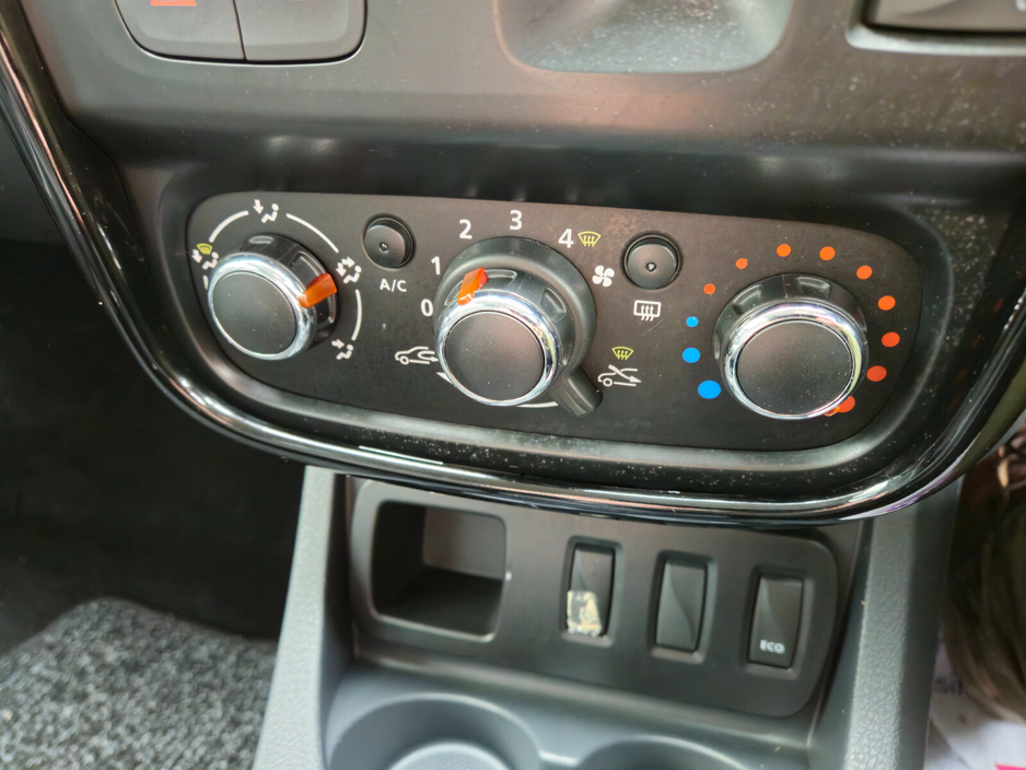 2016 Dacia Duster 1.5 dCi 110 SIGNATURE €9,000