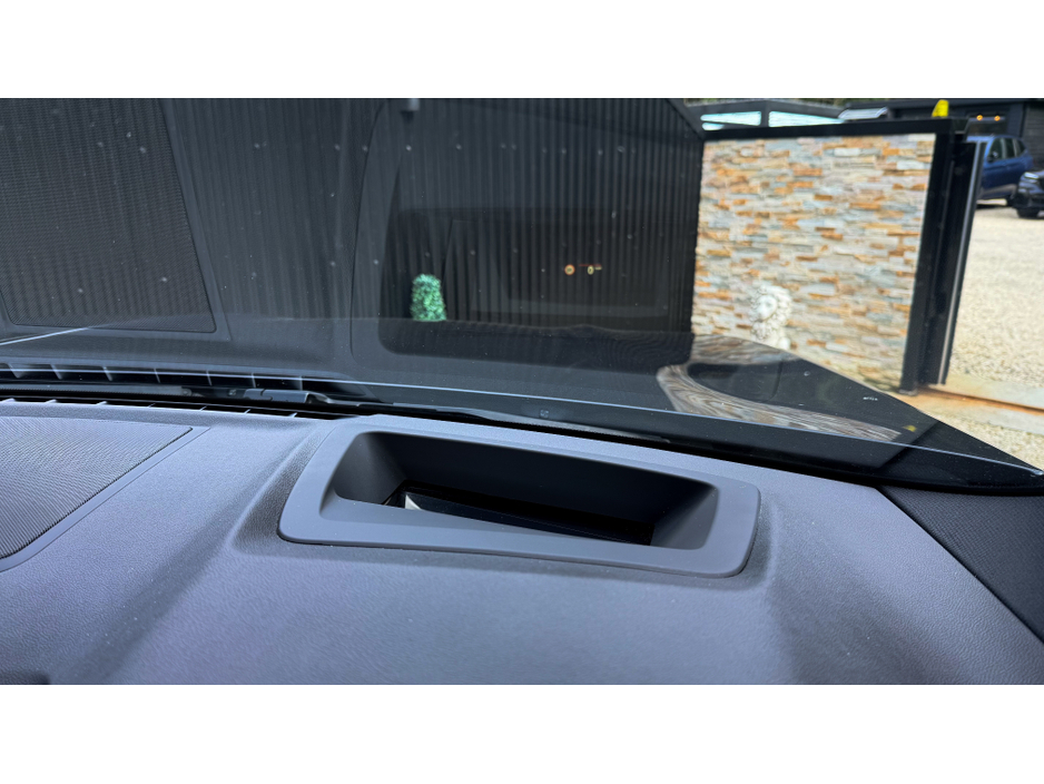 2021 BMW X3 - image 14