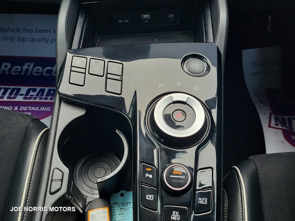 2024 Kia Sportage - image 27