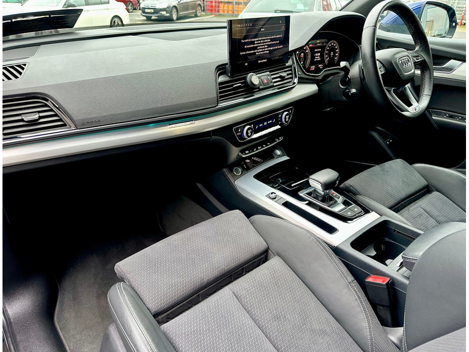 2023 Audi Q5 ++LOW KM++ TFSIe 50 QUATTRO  S LINE €49,950