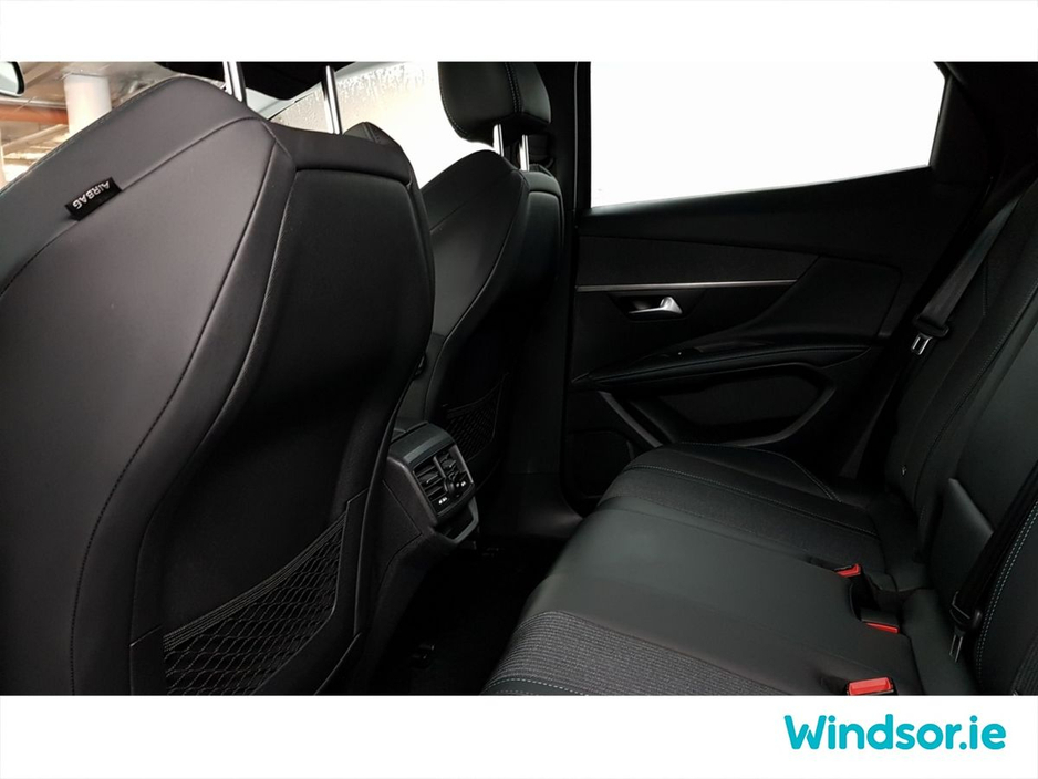 2023 Peugeot 3008 1.2 PureTech 130bhp Allure €31,995