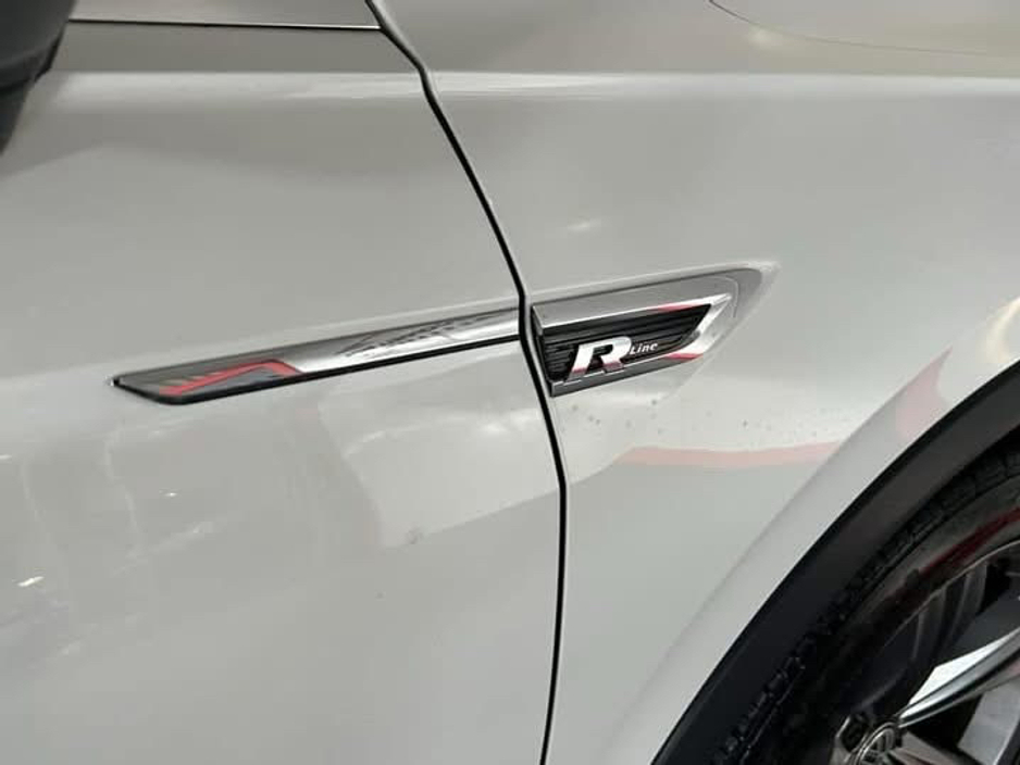 2019 Volkswagen Tiguan - image 4