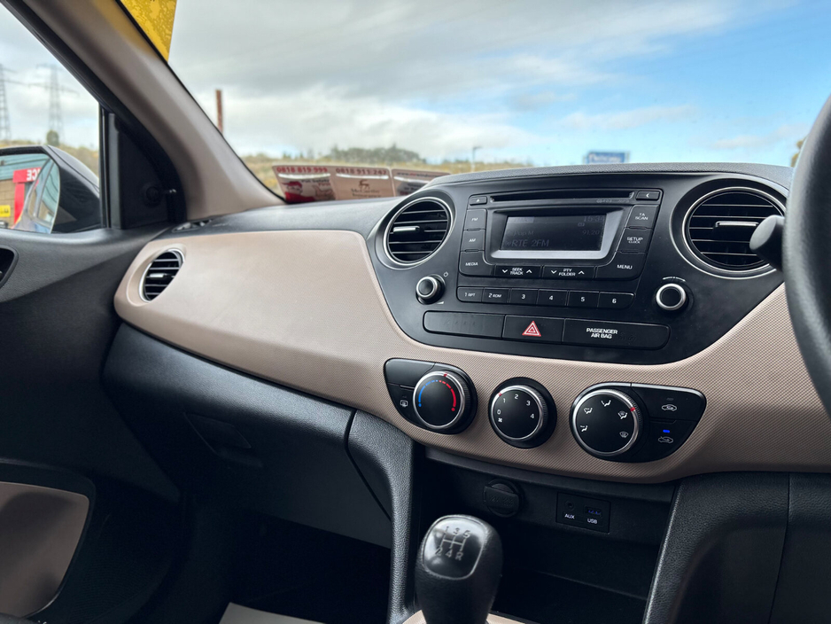 2015 Hyundai i10 - image 6