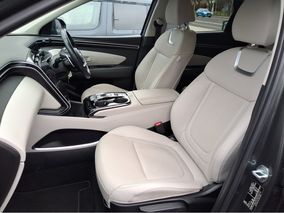 2022 Hyundai Tucson - image 11