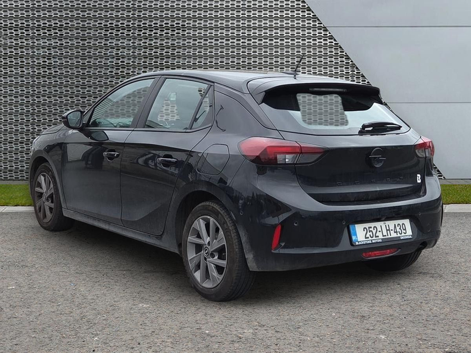2025 Opel Corsa - image 3