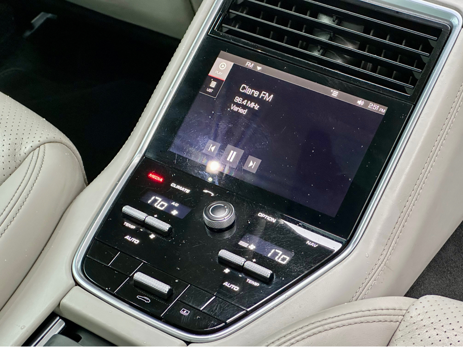 2017 Porsche Panamera 3.0 S E-HYBRID TIP 5DR 3.5