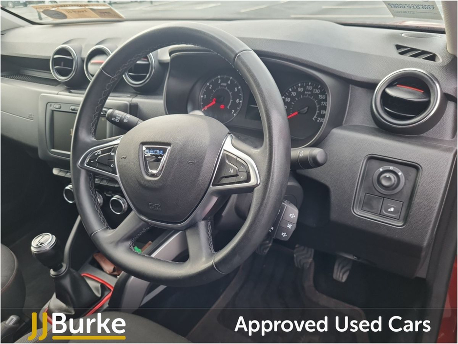 2020 Dacia Duster - image 11