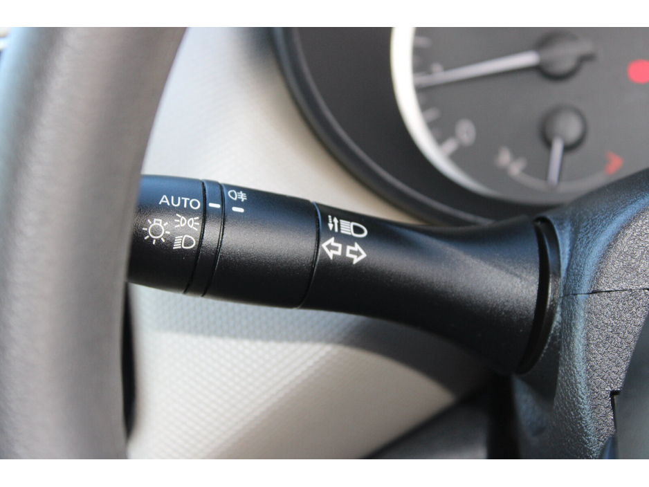 2019 Nissan Micra - image 22