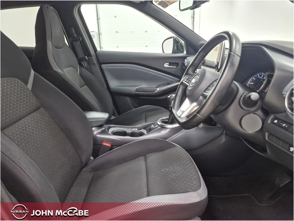 2022 Nissan Juke - image 16