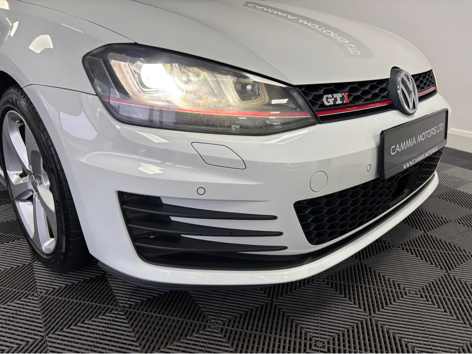2014 Volkswagen Golf *VOLKSWAGEN GOLF GTI* *DSG* *KEYLESS ENTRT* *LOW MILEAGE* *PARKING SENSORS* *BT AUDIO* *DRIVE MODES* *TRADE INS WELCOME* *6 MONTH WARRANTY* €18,950