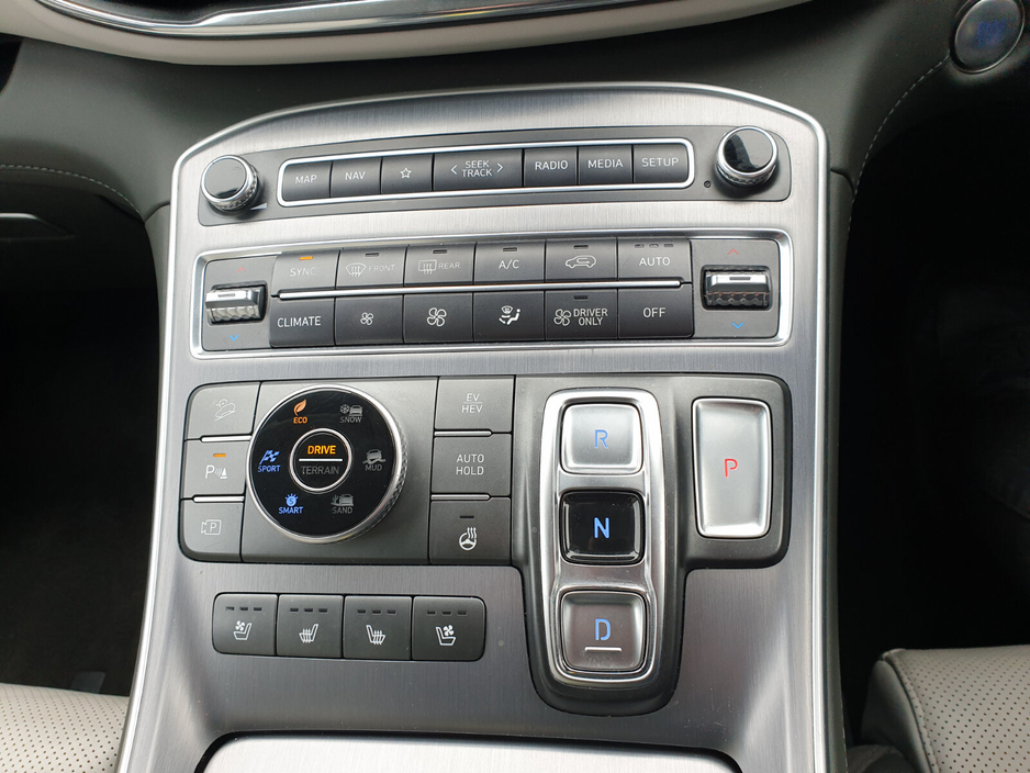 2022 Hyundai Santa Fe PHEV 5DR AUTO €42,950