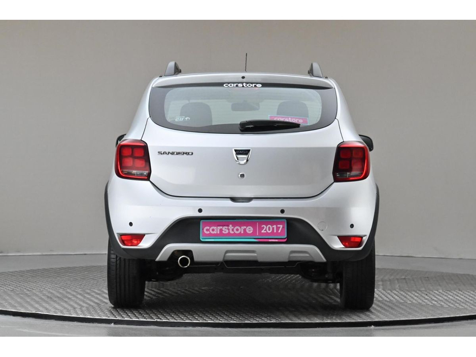 2017 Dacia Sandero Stepway - image 8