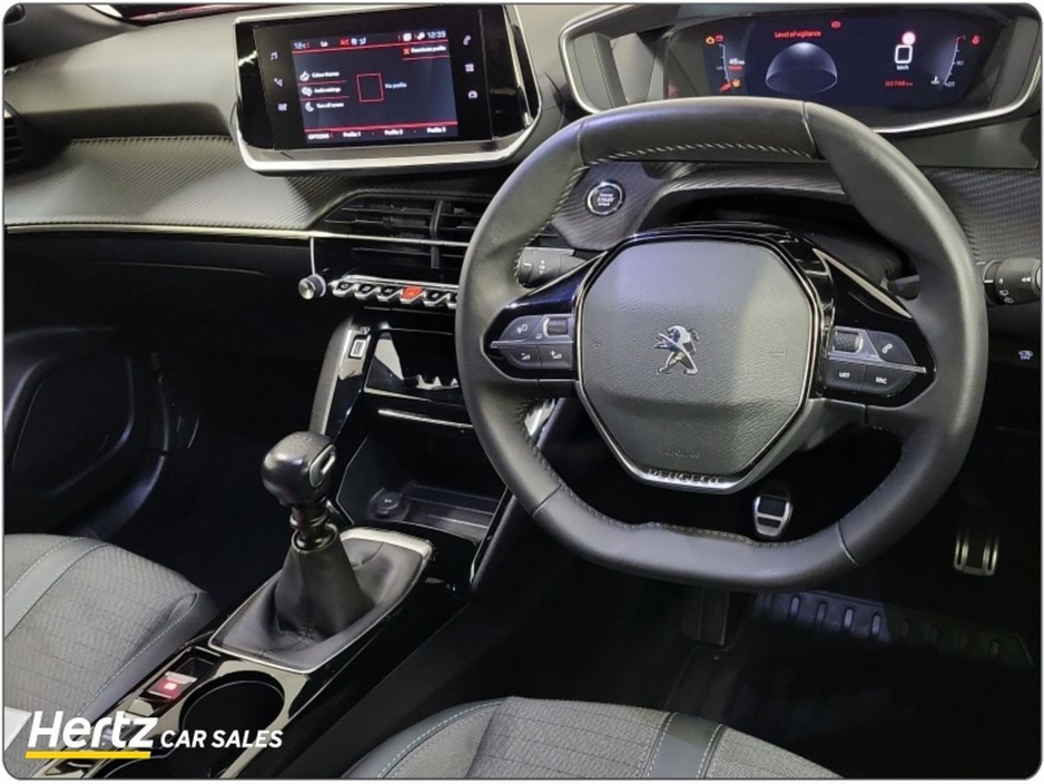 2023 Peugeot 2008 - image 12