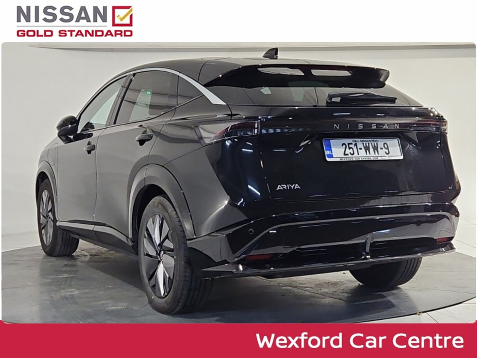 2025 Nissan Ariya - image 3