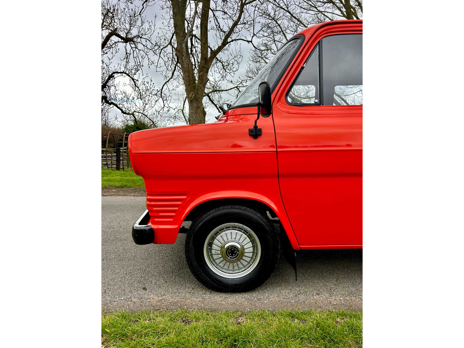 1976 Ford Transit Custom Kombi - image 14