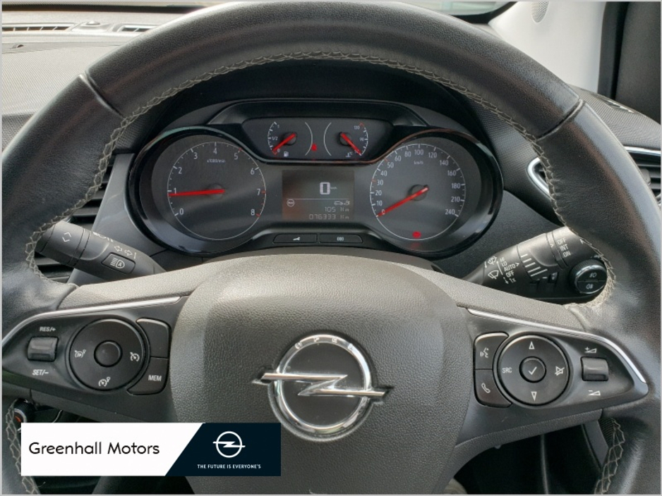 2022 Opel Crossland X - image 17