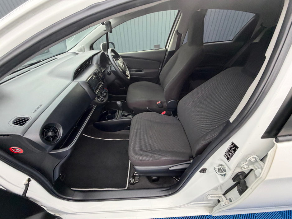 2019 Toyota Vitz - image 40