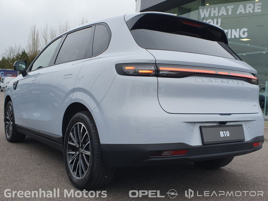 2026 Leapmotor B10 B10 Design €36,955