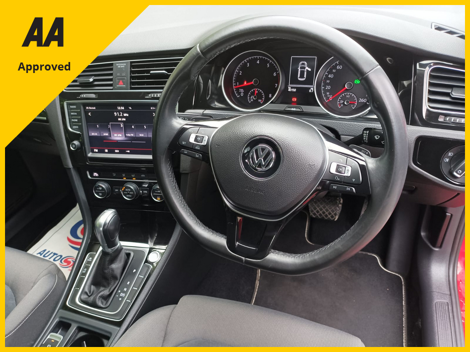 2016 Volkswagen Golf 1.4 TSI AUTOMATIC HIGHLINE 17" SPORTS ALLOYS REVERSE CAMERA AUTO HEADLIGHTS FACTORY IMMOBILISER KEYLESS ENTRY MULTI-FUNCTION STEERING WHEEL AUTO HOLD HANDBRAKE ONLY 40,150Kms 4 NEW TYRES NCT ROADT €16,995