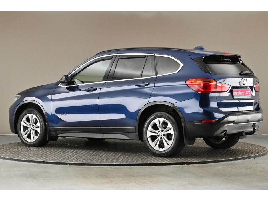 2017 BMW X1 - image 5