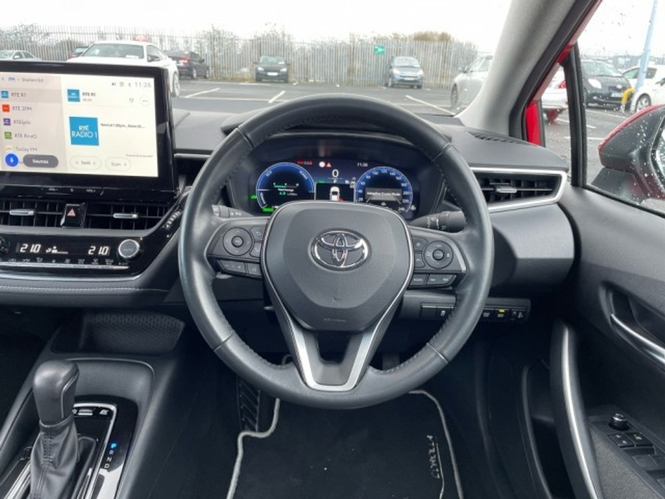 2023 Toyota Corolla - image 9