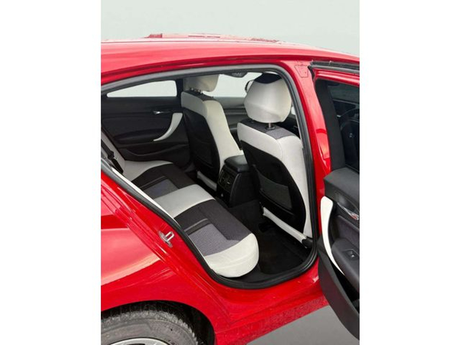 2018 BMW 1 Series 118D STYLE Automatic, Reversing camera €18,895