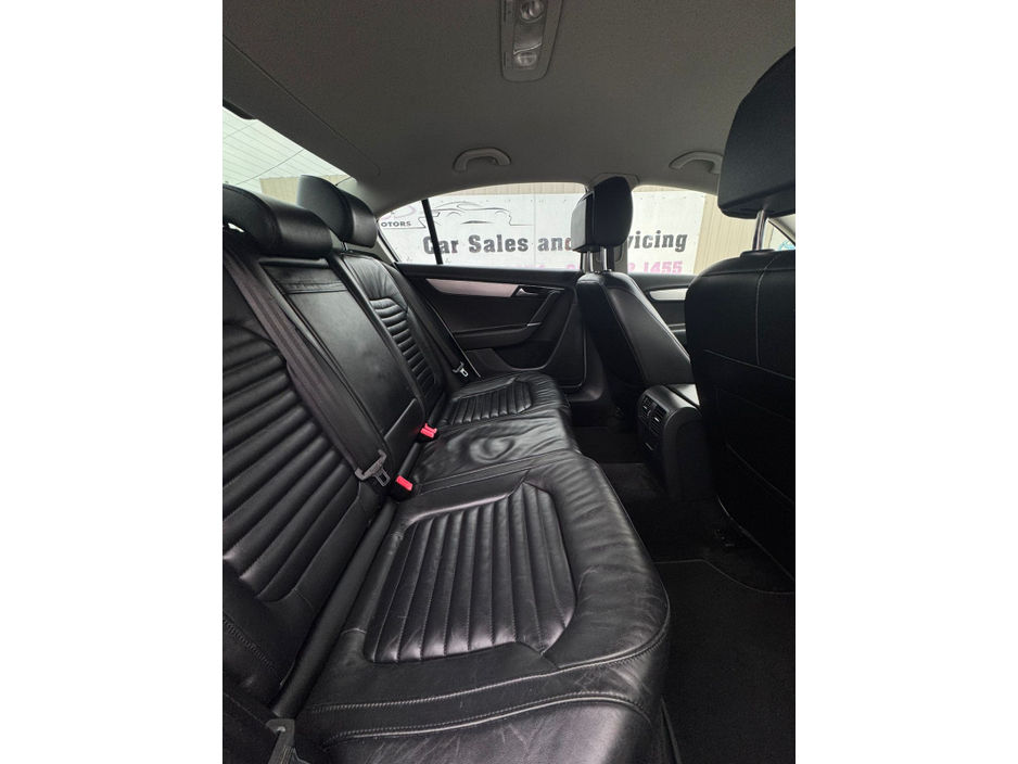 2013 Volkswagen Passat 2.0 TDI HIGHLINE BLUEMOTION 14 140PS 4DR AUTO €8,750