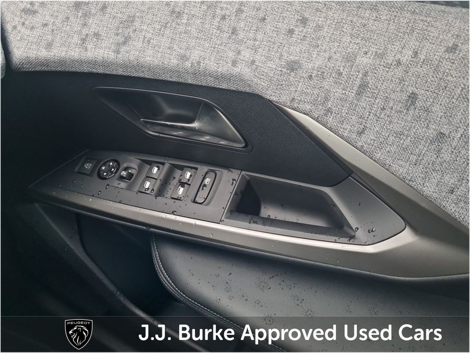 2026 Peugeot 3008 1.2 MHEV 145bhp eDCS6 Allure