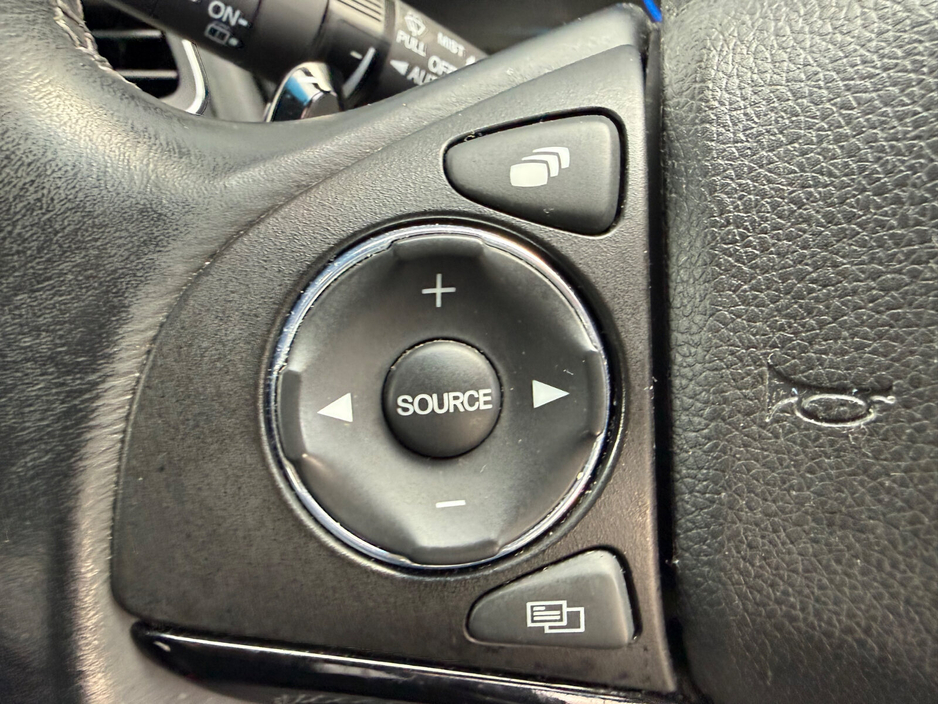 2017 Honda HR-V - image 18