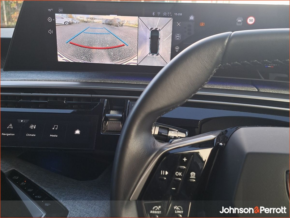 2025 Peugeot 3008 1.2 MHEV 145bhp eDCS6 Allure €45,450