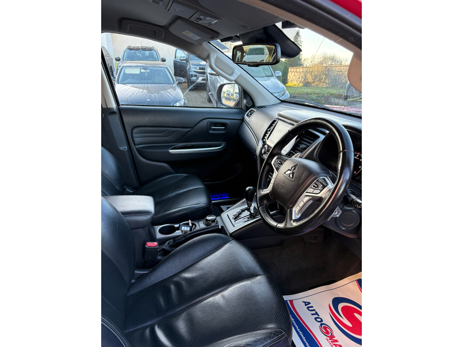 2021 Mitsubishi L200 BARBARIAN DI-D AUTO DCB €27,950