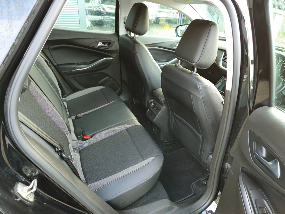 2019 Opel Grandland X - image 12