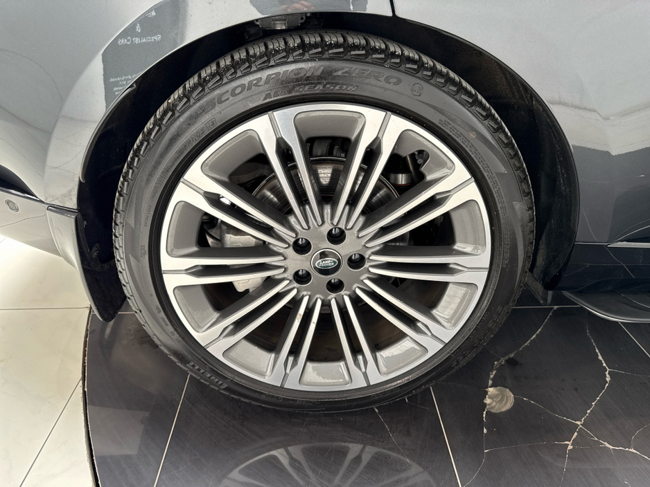 2026 Land Rover Range Rover - image 25