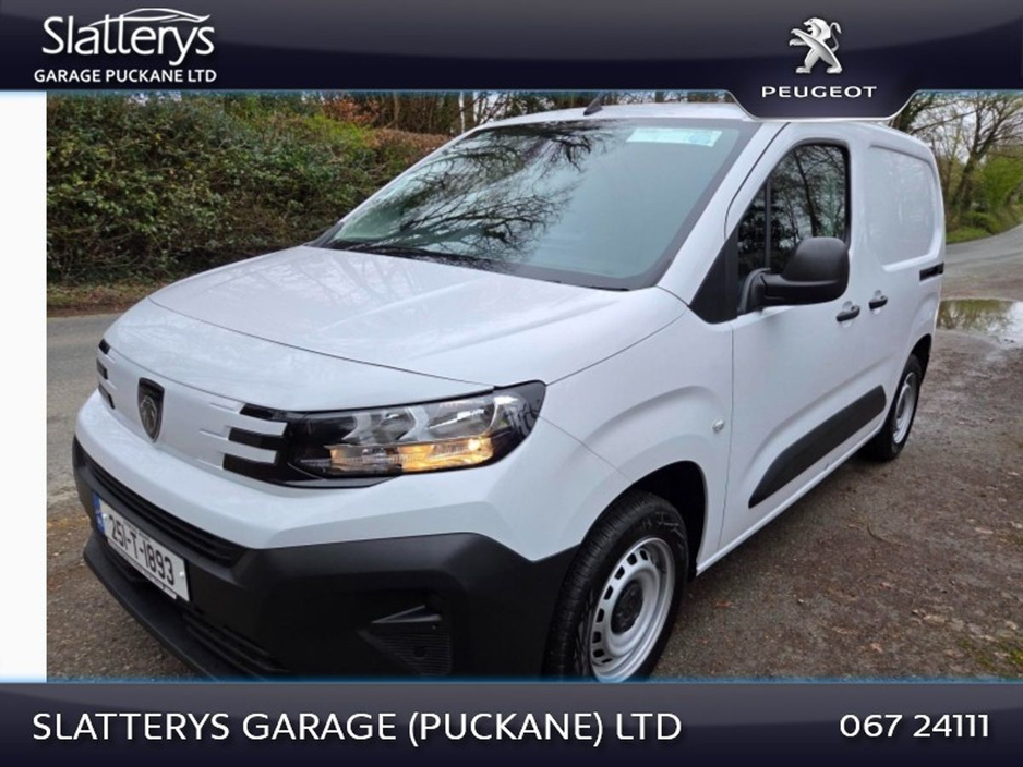 2025 Peugeot Partner - image 3