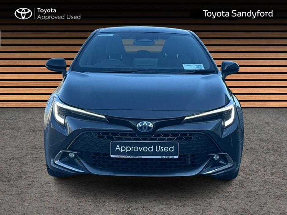 2025 Toyota Corolla - image 5