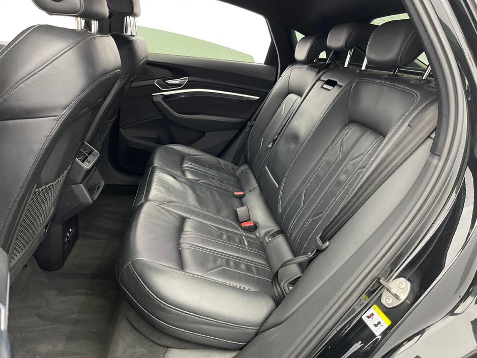 2022 Audi e-tron S LINE 55 QUATTRO SPORTBACK // 95KwH BATTERY €34,995